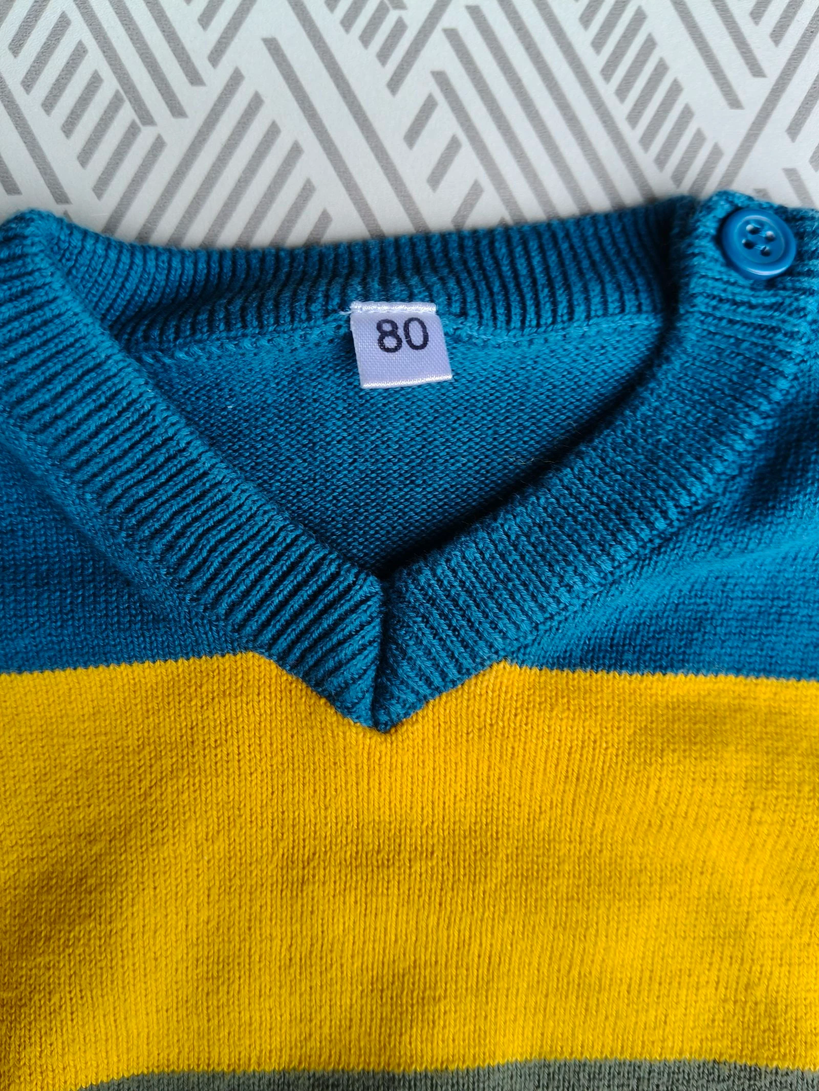 Boy blue yellow warm sweater 80 cm – photo 2